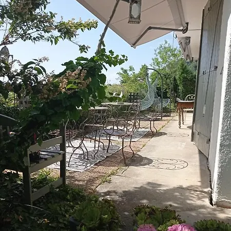 Le - Au Bord Du D' Annecy - - *