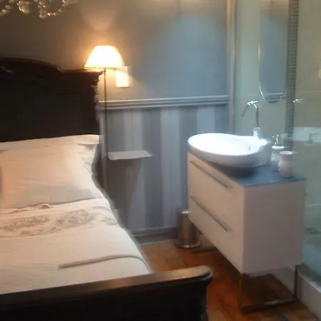 Rum i privatbostad Le - Au Bord Du D' Annecy - - *